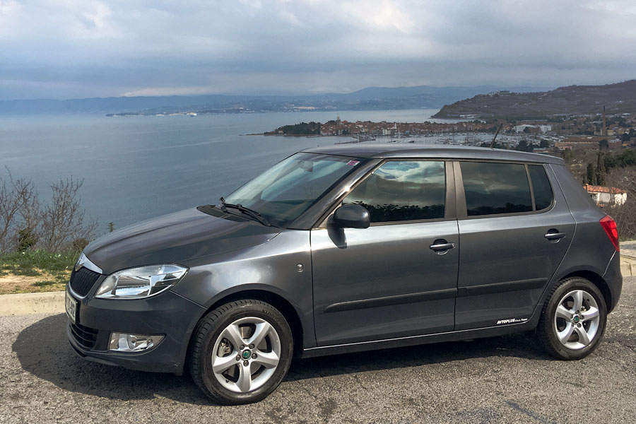Noleggia Skoda Fabia 5 in Italia a partire da € al giorno Skoda-Fabia-Profile 22